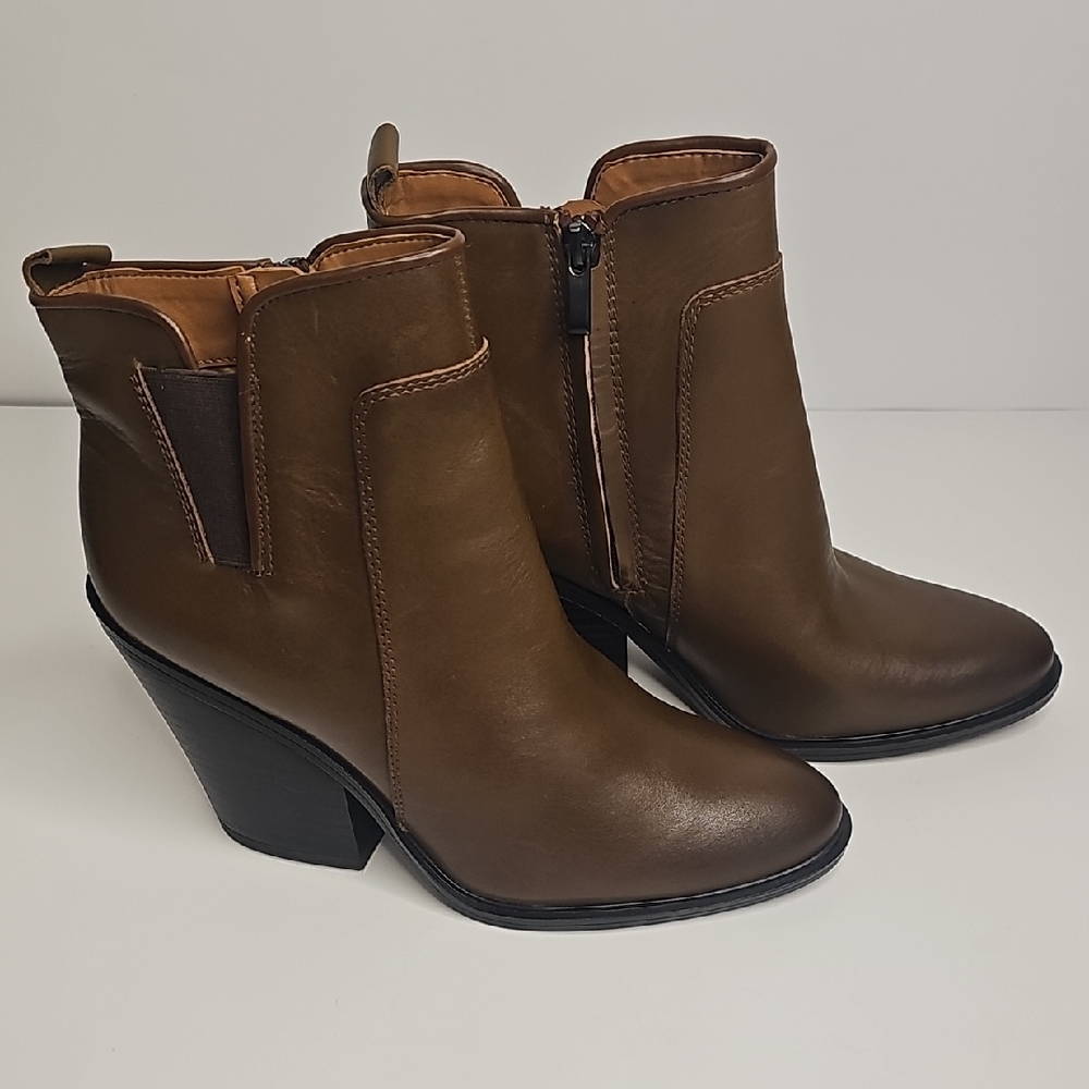 Franco Sarto Women's Brown‎ Ankle Booties Size 9M